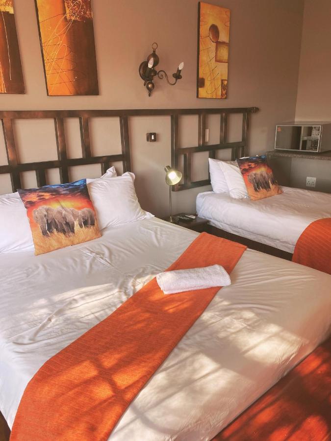 The Wilds Lodge Kuruman Buitenkant foto