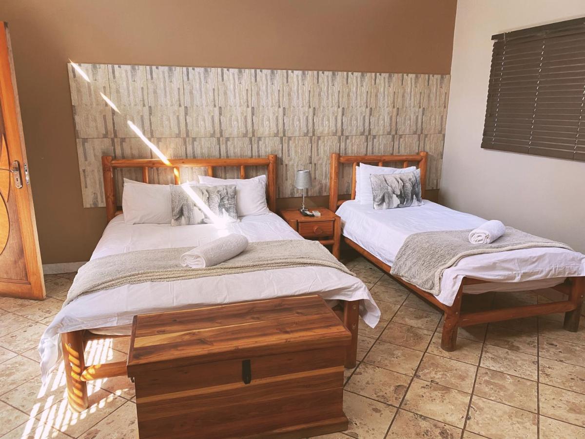 The Wilds Lodge Kuruman Buitenkant foto