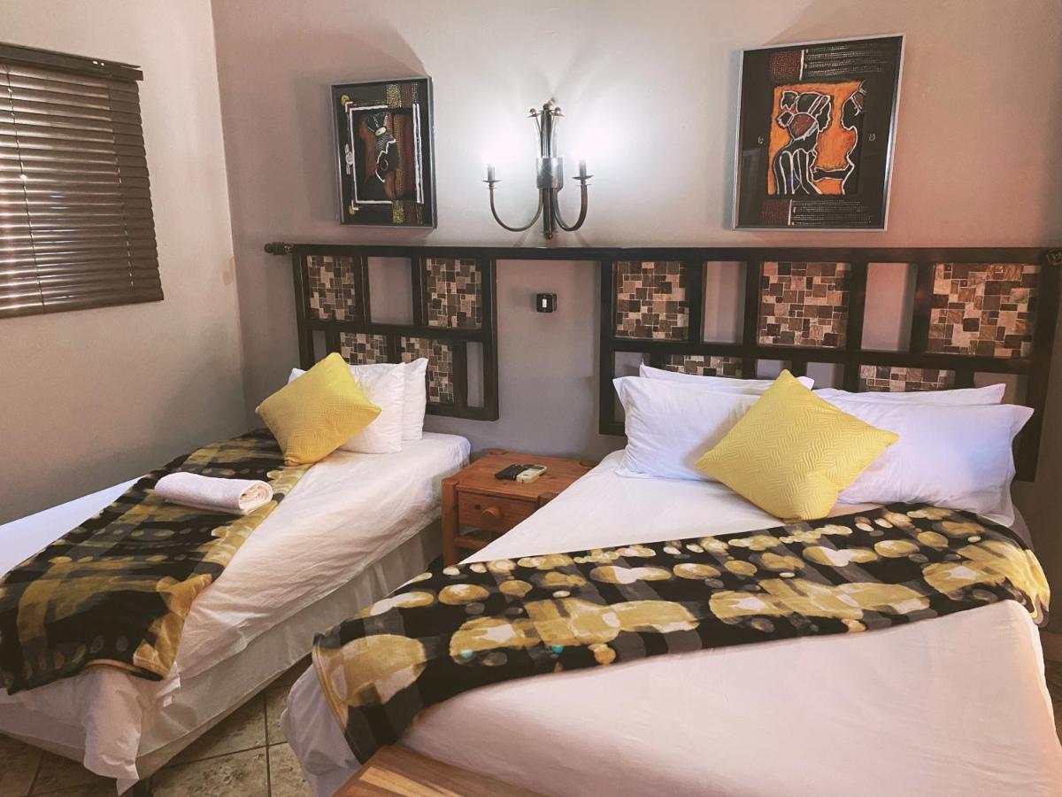 The Wilds Lodge Kuruman Buitenkant foto