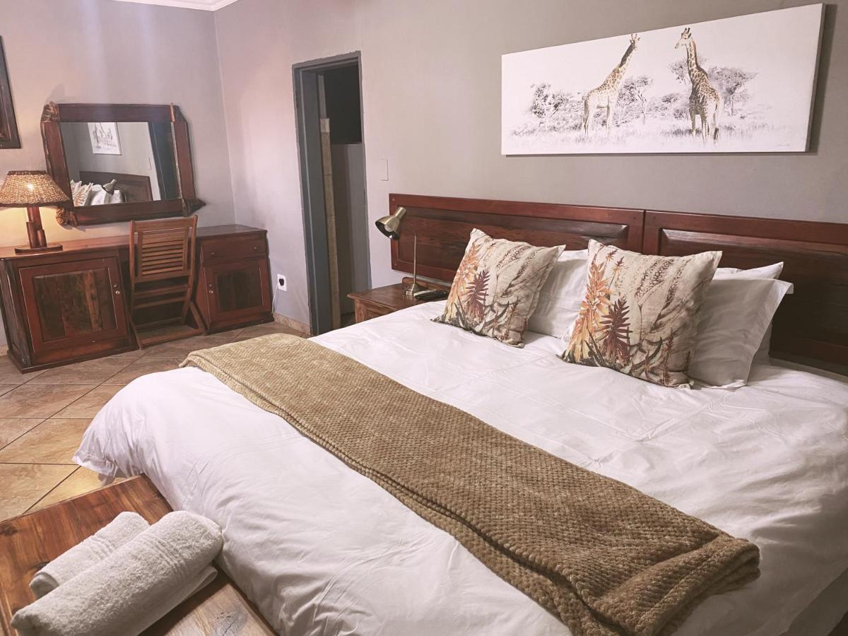 The Wilds Lodge Kuruman Buitenkant foto